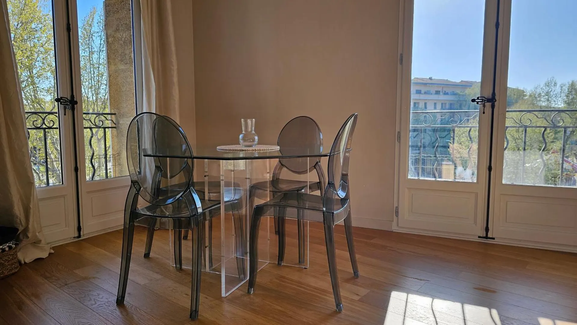 Apartman Grand Appartement Avec Vue Sur La Fontaine De La Rotonde Aix-en-Provence Franciaország